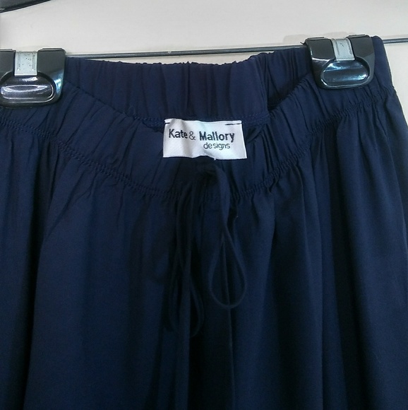 Kate & Mallory Designs Pants - Picture 4 of 4